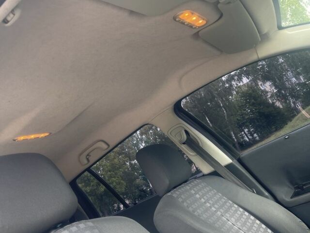 Рено Меган 2006 в Красилове на Automoto.ua Черный Рено Меган, объемом двигателя 1.9 л и пробегом 308 тыс. км за 5000 $, фото 13 на Automoto.ua