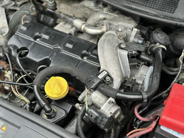 Чорний Рено Меган, об'ємом двигуна 1.9 л та пробігом 405 тис. км за 4990 $, фото 10 на Automoto.ua