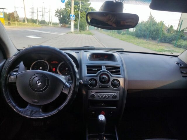 Чорний Рено Меган, об'ємом двигуна 1.6 л та пробігом 280 тис. км за 2450 $, фото 9 на Automoto.ua