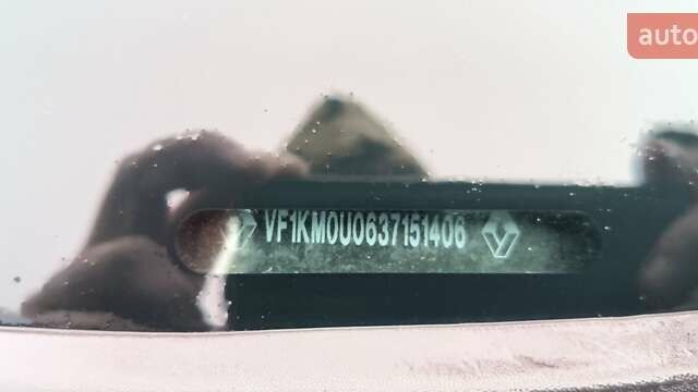 Черный Рено Меган, объемом двигателя 2 л и пробегом 188 тыс. км за 6050 $, фото 2 на Automoto.ua