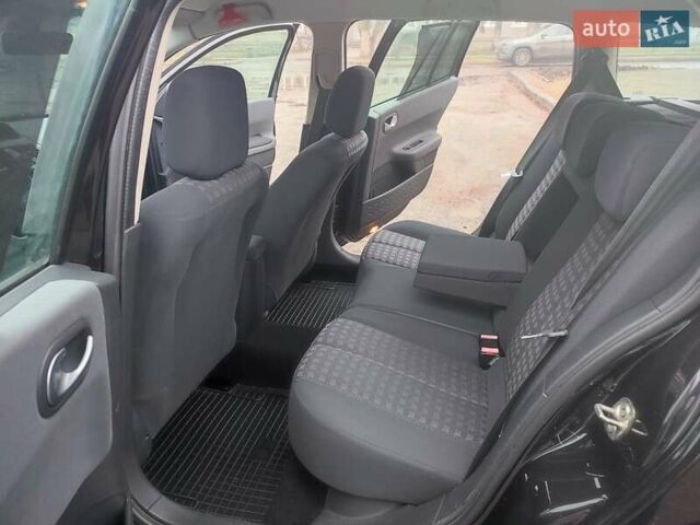 Чорний Рено Меган, об'ємом двигуна 1.6 л та пробігом 163 тис. км за 5600 $, фото 26 на Automoto.ua