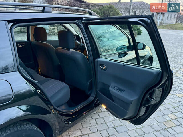 Черный Рено Меган, объемом двигателя 1.6 л и пробегом 68 тыс. км за 6899 $, фото 23 на Automoto.ua