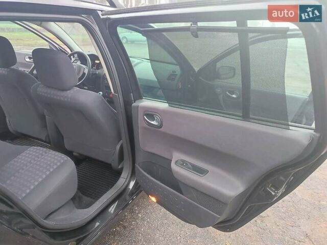 Чорний Рено Меган, об'ємом двигуна 1.6 л та пробігом 163 тис. км за 5600 $, фото 29 на Automoto.ua