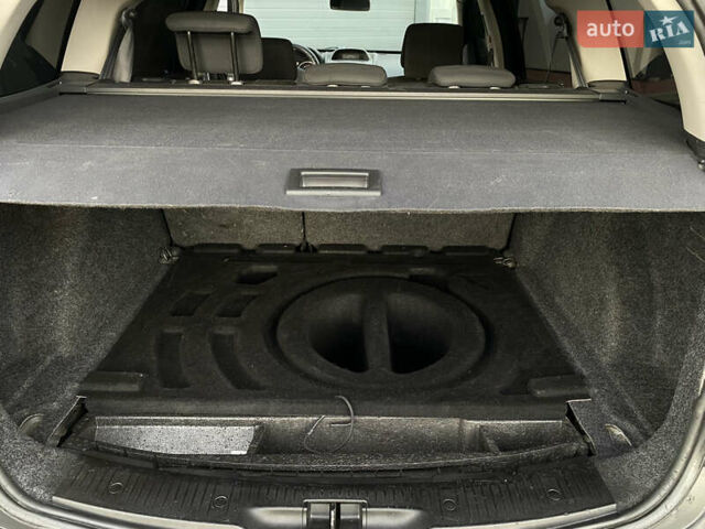 Черный Рено Меган, объемом двигателя 1.6 л и пробегом 220 тыс. км за 4499 $, фото 25 на Automoto.ua