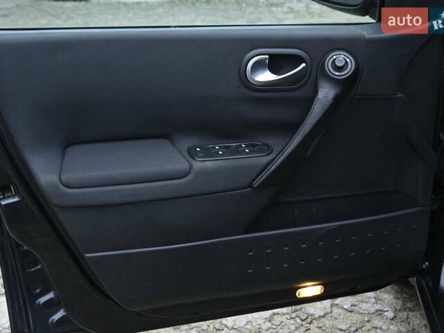 Черный Рено Меган, объемом двигателя 1.5 л и пробегом 266 тыс. км за 4600 $, фото 12 на Automoto.ua