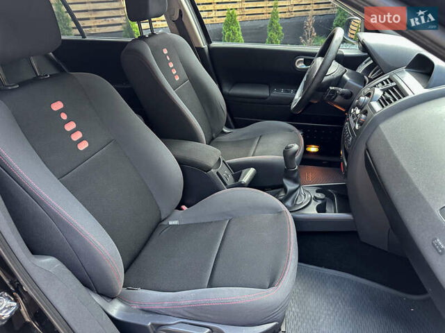 Черный Рено Меган, объемом двигателя 1.6 л и пробегом 203 тыс. км за 5500 $, фото 101 на Automoto.ua