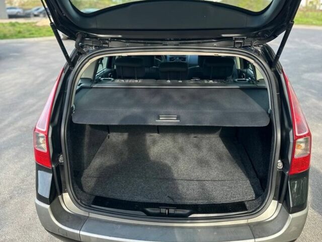 Черный Рено Меган, объемом двигателя 1.6 л и пробегом 264 тыс. км за 5300 $, фото 6 на Automoto.ua