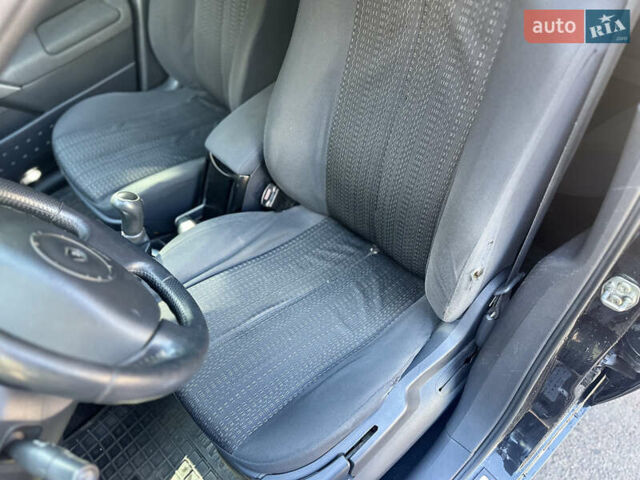 Чорний Рено Меган, об'ємом двигуна 1.6 л та пробігом 236 тис. км за 4900 $, фото 19 на Automoto.ua