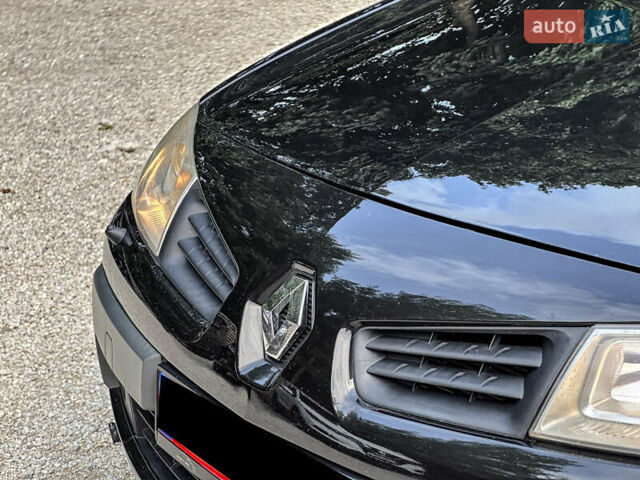 Черный Рено Меган, объемом двигателя 1.6 л и пробегом 203 тыс. км за 5500 $, фото 45 на Automoto.ua