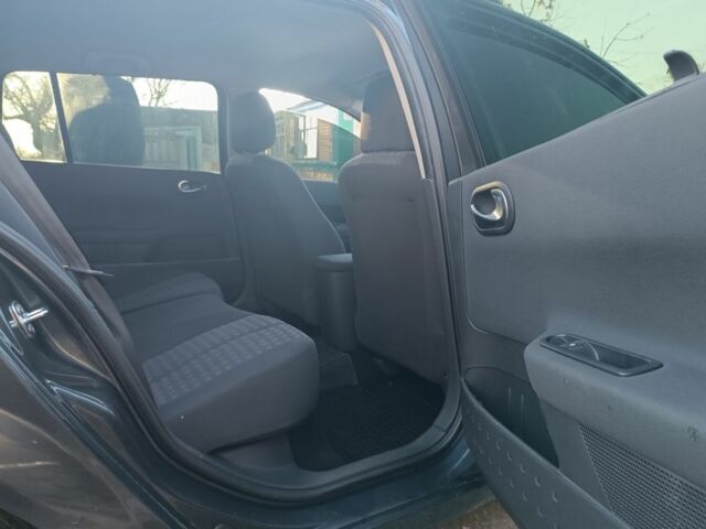 Черный Рено Меган, объемом двигателя 1.5 л и пробегом 298 тыс. км за 4600 $, фото 13 на Automoto.ua