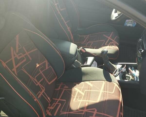 Черный Рено Меган, объемом двигателя 1.6 л и пробегом 187 тыс. км за 5500 $, фото 4 на Automoto.ua