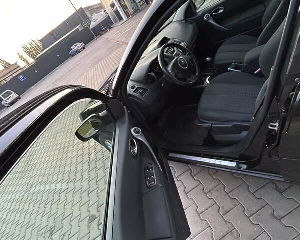 Черный Рено Меган, объемом двигателя 1.6 л и пробегом 209 тыс. км за 5699 $, фото 15 на Automoto.ua