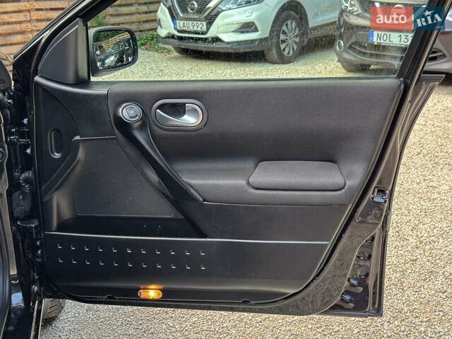 Черный Рено Меган, объемом двигателя 1.6 л и пробегом 203 тыс. км за 5500 $, фото 100 на Automoto.ua