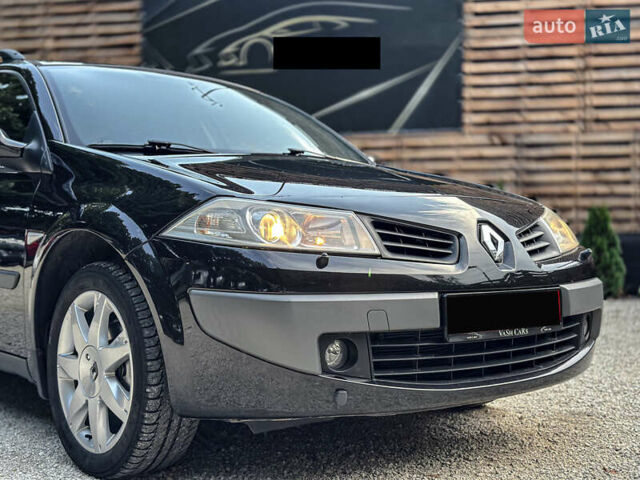 Черный Рено Меган, объемом двигателя 1.6 л и пробегом 203 тыс. км за 5500 $, фото 24 на Automoto.ua