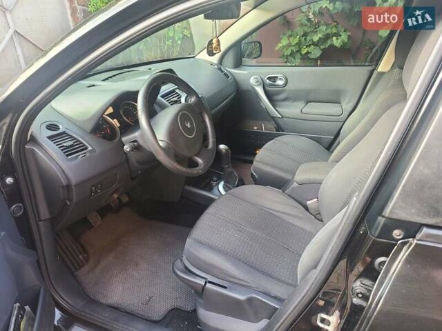 Черный Рено Меган, объемом двигателя 1.6 л и пробегом 223 тыс. км за 6000 $, фото 8 на Automoto.ua