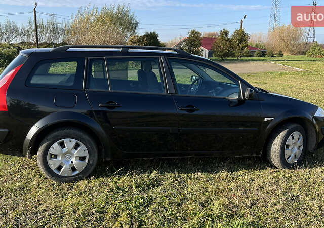 Черный Рено Меган, объемом двигателя 1.6 л и пробегом 237 тыс. км за 4700 $, фото 2 на Automoto.ua