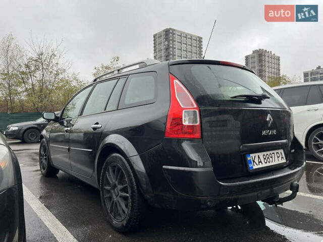 Черный Рено Меган, объемом двигателя 2 л и пробегом 240 тыс. км за 6300 $, фото 4 на Automoto.ua