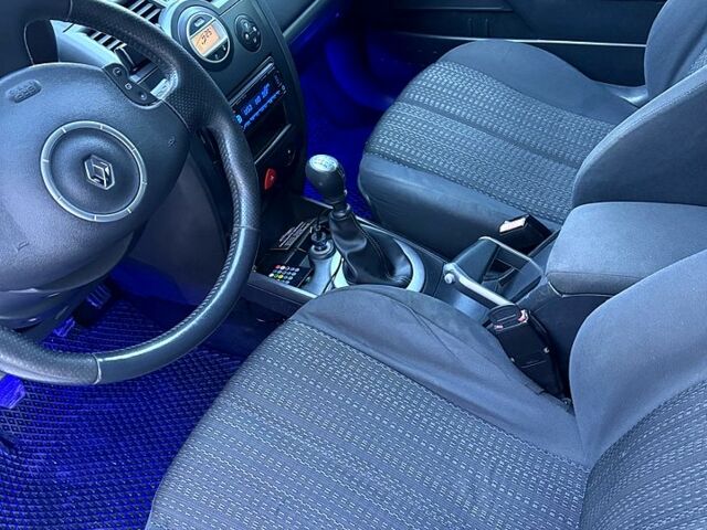 Чорний Рено Меган, об'ємом двигуна 1.9 л та пробігом 225 тис. км за 5150 $, фото 12 на Automoto.ua