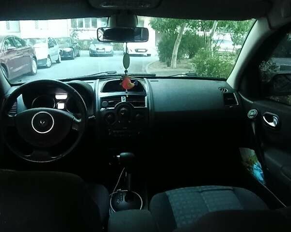 Чорний Рено Меган, об'ємом двигуна 1.9 л та пробігом 255 тис. км за 5250 $, фото 9 на Automoto.ua