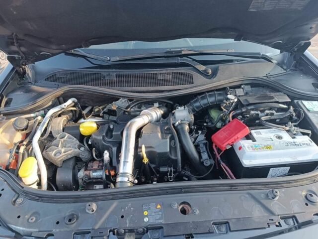 Черный Рено Меган, объемом двигателя 1.5 л и пробегом 298 тыс. км за 4600 $, фото 11 на Automoto.ua