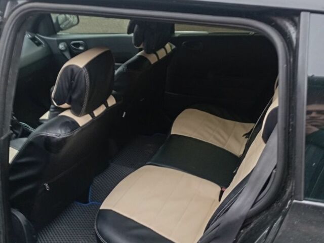 Черный Рено Меган, объемом двигателя 1.5 л и пробегом 307 тыс. км за 4700 $, фото 1 на Automoto.ua