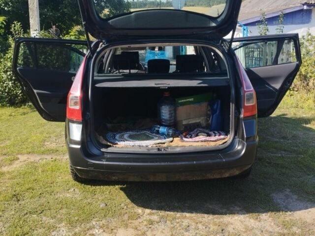 Черный Рено Меган, объемом двигателя 1.6 л и пробегом 240 тыс. км за 4800 $, фото 3 на Automoto.ua