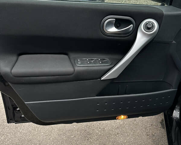 Чорний Рено Меган, об'ємом двигуна 1.6 л та пробігом 219 тис. км за 6000 $, фото 10 на Automoto.ua