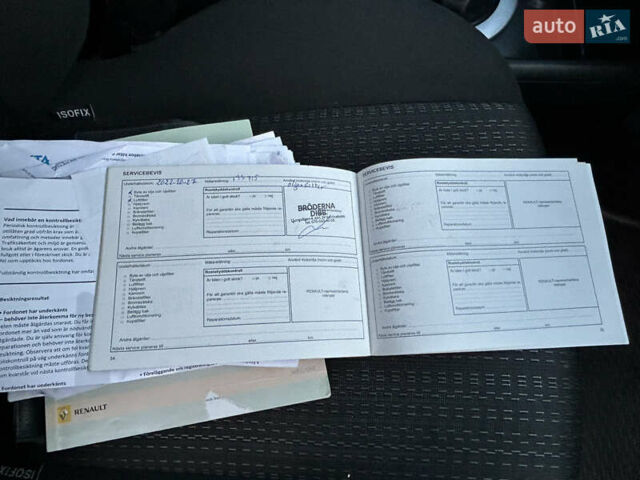 Черный Рено Меган, объемом двигателя 1.6 л и пробегом 209 тыс. км за 5699 $, фото 30 на Automoto.ua