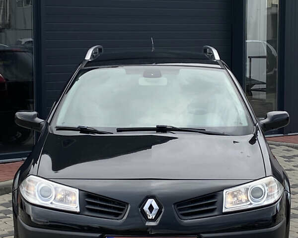 Черный Рено Меган, объемом двигателя 1.6 л и пробегом 220 тыс. км за 4499 $, фото 2 на Automoto.ua