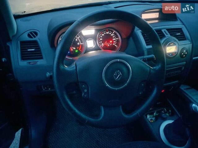 Чорний Рено Меган, об'ємом двигуна 1.6 л та пробігом 240 тис. км за 4900 $, фото 6 на Automoto.ua