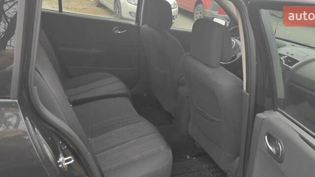 Чорний Рено Меган, об'ємом двигуна 1.6 л та пробігом 280 тис. км за 5200 $, фото 1 на Automoto.ua