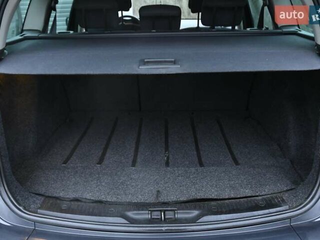 Черный Рено Меган, объемом двигателя 1.5 л и пробегом 266 тыс. км за 4600 $, фото 21 на Automoto.ua