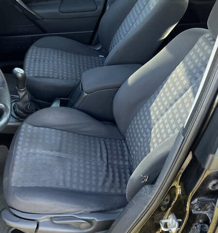 Черный Рено Меган, объемом двигателя 1.6 л и пробегом 237 тыс. км за 4700 $, фото 16 на Automoto.ua