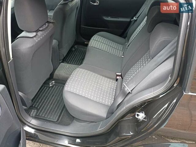 Черный Рено Меган, объемом двигателя 1.6 л и пробегом 181 тыс. км за 5550 $, фото 4 на Automoto.ua