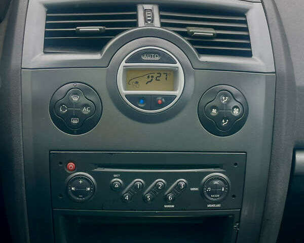 Рено Меган 2007 в Полтаве на Automoto.ua Черный Рено Меган, объемом двигателя 1.6 л и пробегом 266 тыс. км за 4800 $, фото 9 на Automoto.ua