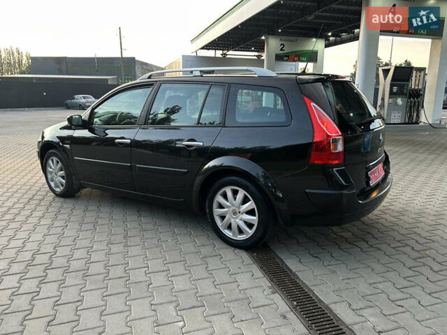 Черный Рено Меган, объемом двигателя 1.6 л и пробегом 209 тыс. км за 5699 $, фото 10 на Automoto.ua