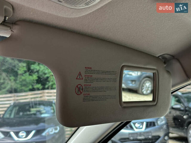 Черный Рено Меган, объемом двигателя 1.6 л и пробегом 203 тыс. км за 5500 $, фото 76 на Automoto.ua