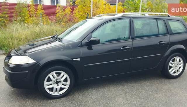 Черный Рено Меган, объемом двигателя 1.6 л и пробегом 263 тыс. км за 4700 $, фото 1 на Automoto.ua