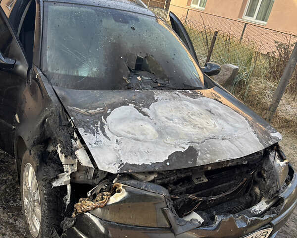 Черный Рено Меган, объемом двигателя 1.5 л и пробегом 300 тыс. км за 1599 $, фото 12 на Automoto.ua