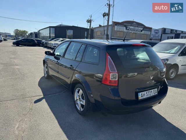 Черный Рено Меган, объемом двигателя 0 л и пробегом 252 тыс. км за 3999 $, фото 6 на Automoto.ua