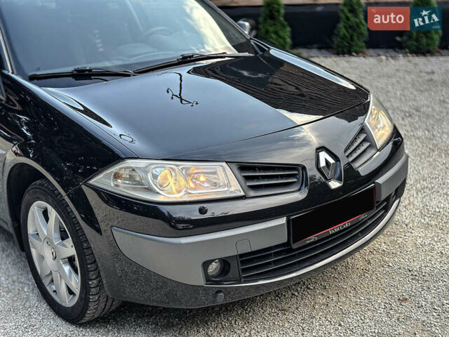 Черный Рено Меган, объемом двигателя 1.6 л и пробегом 203 тыс. км за 5500 $, фото 25 на Automoto.ua