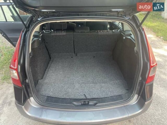 Чорний Рено Меган, об'ємом двигуна 1.6 л та пробігом 210 тис. км за 5500 $, фото 10 на Automoto.ua