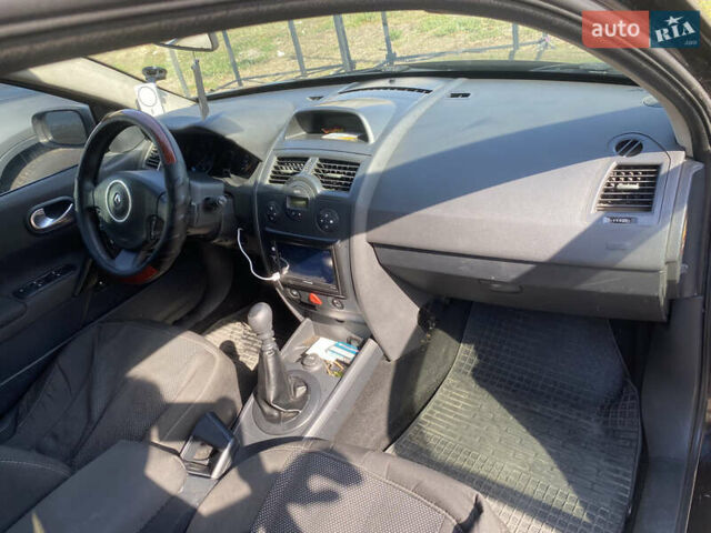 Черный Рено Меган, объемом двигателя 1.46 л и пробегом 340 тыс. км за 4500 $, фото 17 на Automoto.ua