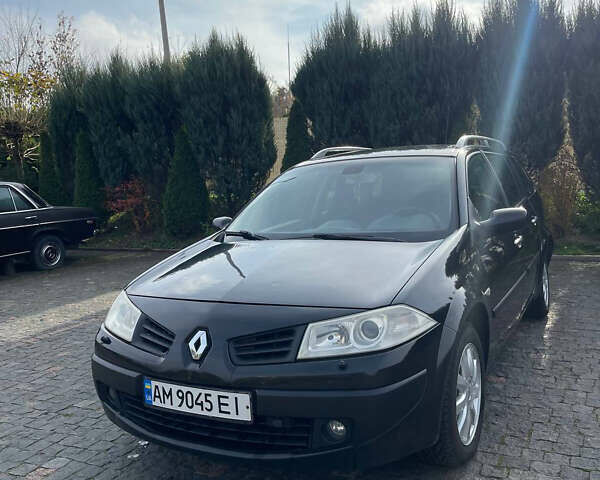Черный Рено Меган, объемом двигателя 1.6 л и пробегом 235 тыс. км за 4200 $, фото 1 на Automoto.ua