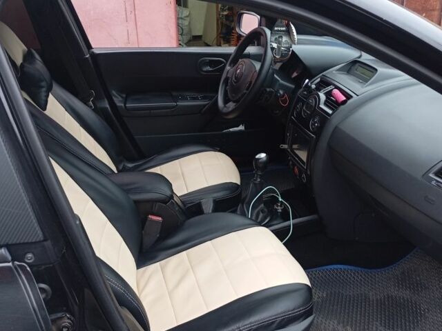 Черный Рено Меган, объемом двигателя 1.5 л и пробегом 307 тыс. км за 4700 $, фото 6 на Automoto.ua