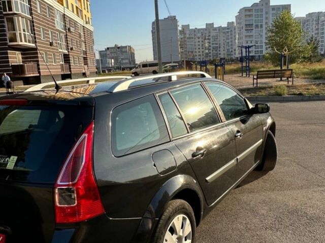 Черный Рено Меган, объемом двигателя 1.6 л и пробегом 264 тыс. км за 5300 $, фото 4 на Automoto.ua