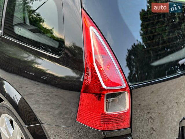 Черный Рено Меган, объемом двигателя 1.6 л и пробегом 203 тыс. км за 5500 $, фото 48 на Automoto.ua