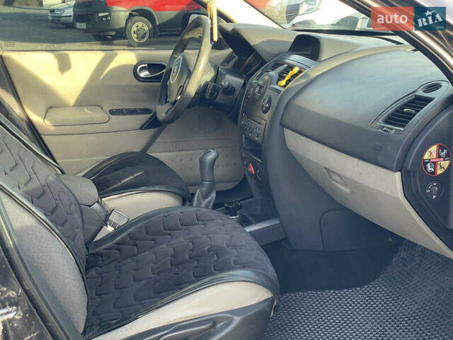 Чорний Рено Меган, об'ємом двигуна 1.46 л та пробігом 220 тис. км за 4799 $, фото 7 на Automoto.ua