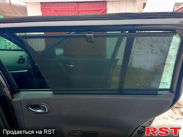 Черный Рено Меган, объемом двигателя 1.5 л и пробегом 270 тыс. км за 4800 $, фото 7 на Automoto.ua