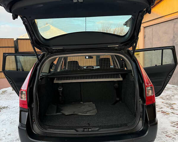 Чорний Рено Меган, об'ємом двигуна 1.6 л та пробігом 240 тис. км за 6200 $, фото 27 на Automoto.ua